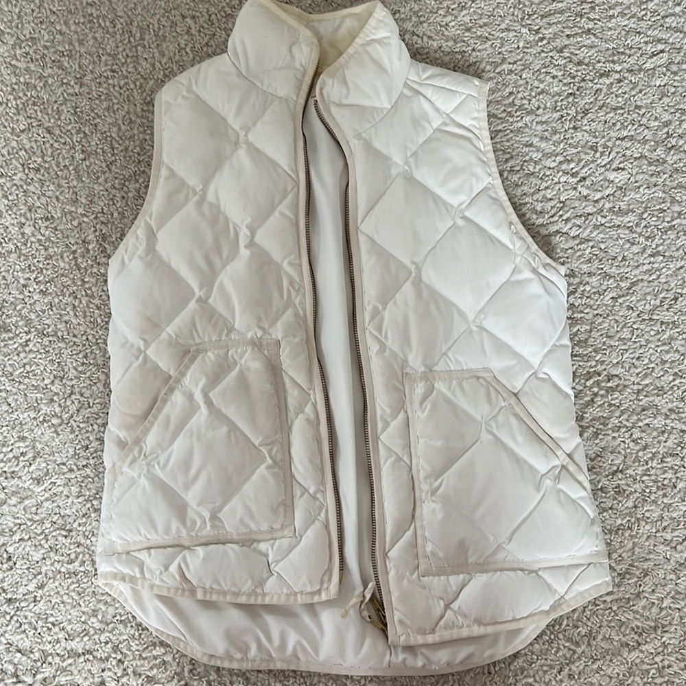 J. Crew cream puffer vest size XS
